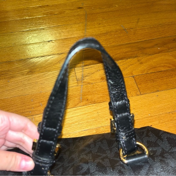 Michael Kors Handbag - Picture 8 of 15